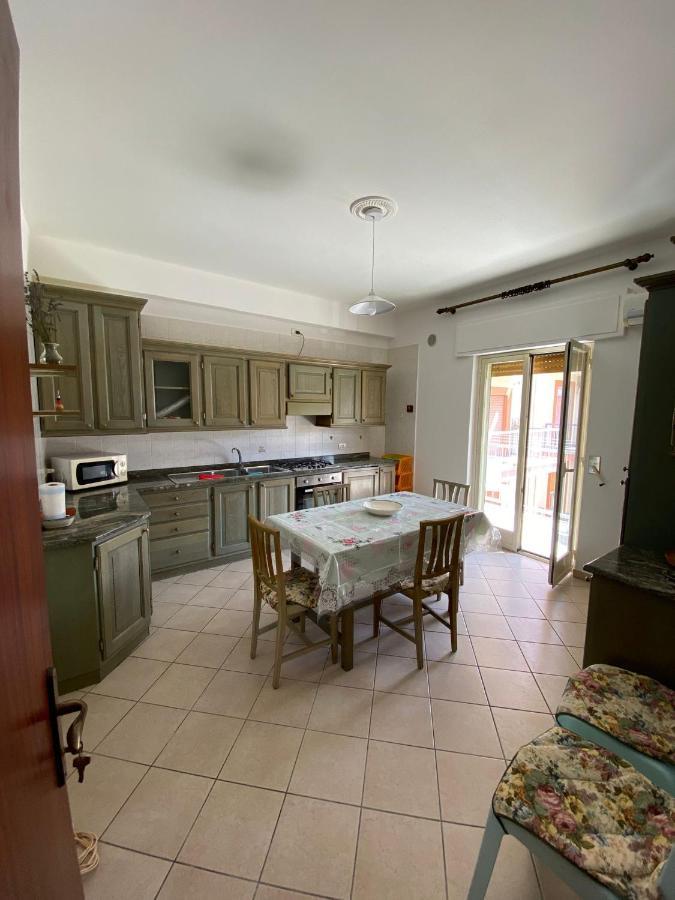 Casa Davi Apartment เชฟาลู ภายนอก รูปภาพ